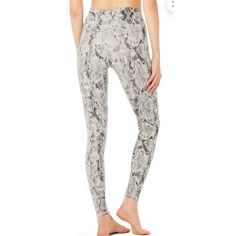 Alo Yoga  Y HIGH-WAIST SNAKESKIN VAPOR LEGGING - Size XS NWOT